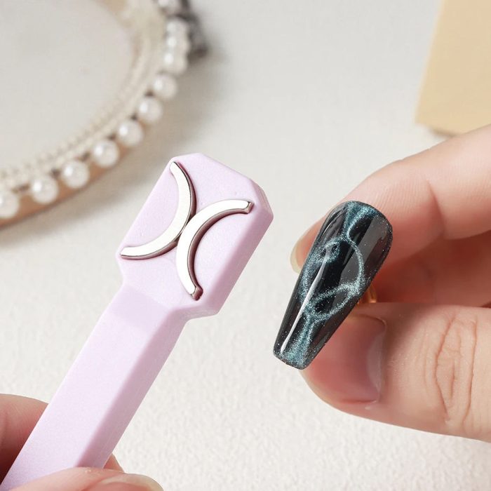 Luscious Glances 3-in-1 Cat-Eye Nail Magnet – Double-Head Tool with Strong Suction for Stunning Effects - Image 4
